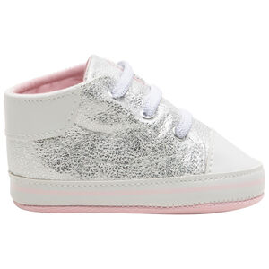 Zilveren sneakers voor baby