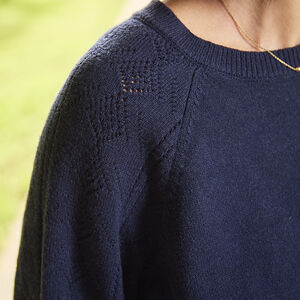 Pull en tricot avec manches ajourées pour femme 