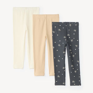 Set van 3 babymeisjes onderbroeken, effen en met leuke prints. 