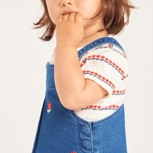 Denim tuinbroek met geborduurde tulpen voor babymeisjes 