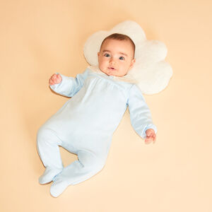 Licht slaapkleed met volantkraag van Engelse borduur voor meisjesbaby. 
