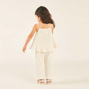 Set van 2 delen met een hemdje en broderie anglaise broekje voor babymeisjes. 