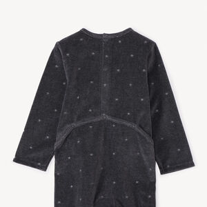 Pyjama met verbrande sterrenlook voor babyjongens met verschillende sluitingen naargelang de leeftijd 