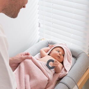 Cape de bain XL avec anneau de dentition Dry'n Play Pink 