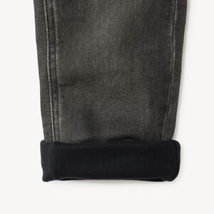 Rechthoekige jeans jongens met gebruikt effect 