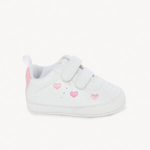 Schoenen met klittenband en geborduurde hartjes meisjes 