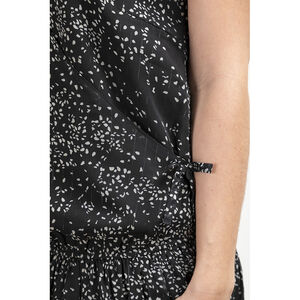 Robe de grossesse à manches courtes style cache-coeur 