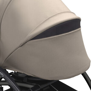 Poussette Stokke® YOYO³ de la naissance à 3 ans - cadre noir/taupe 