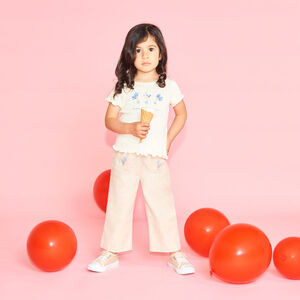 Loose pants with flower embroidery for baby girl 