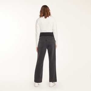 Mom-jeans met hoge taille voor aanstaande moeders 