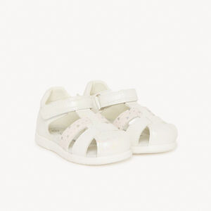 Leren sandalen met klein hartjespatroon voor babymeisjes 