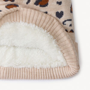 Gebreide muts met sherpa voering en fantasieprint voor meisjes 