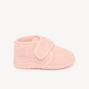 Chaussons bottillons bébé fille en moumoute rose 