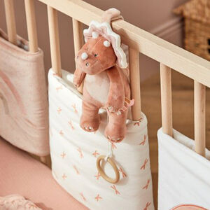 muzikale activiteitpluche Popsie in fluweel 