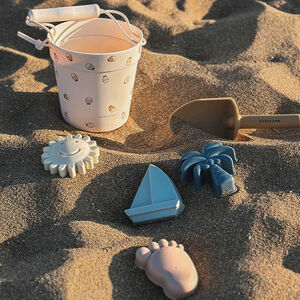 Strandset Vissen - Emmer/schop/4 vormpjes 