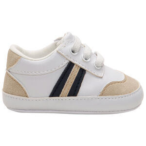 Baskets souples à empiècements et bandes contrastées 