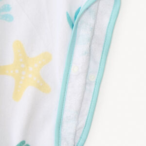 Kap met capuchon met een fantasieprint van schelpen en palmbomen voor babyjongen 