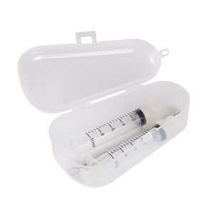 Set voor babyneusreiniger 2 spuitjes + borstel + opbergdoos 