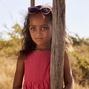 Robe sans manches à broderie anglaise pour fille 