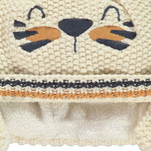 Muts van sherpa met 3D-oren en borduren voor babyjongen 