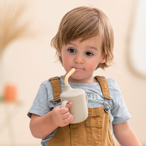 Beker met rietje zand/vanille 