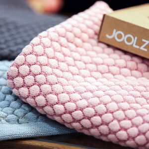 Deken Essentials Honeycomb - Roze 