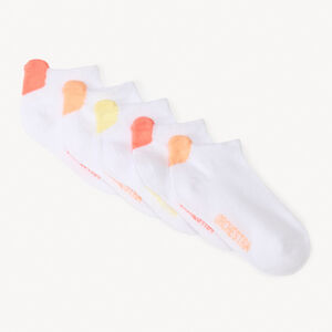 Set van 5 paar meisjesbaby sokken met hartjes tabs. 