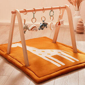 houten speelboog voor motoriekontwikkeling baby 