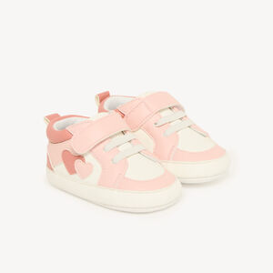 Baskets bébé fille à cœurs avec lacets élastiques et velcro 