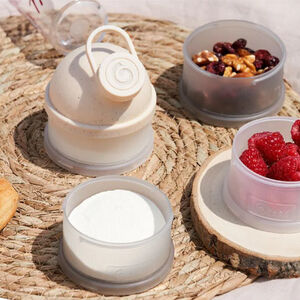 Babymoov Babydose doseerdoos mineral beige voor poedermelk met 4 hermetische compartimenten 