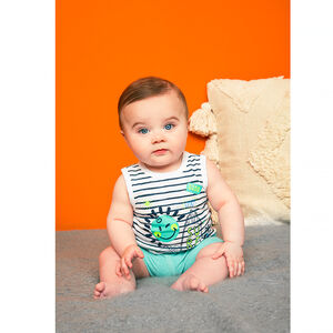 Gestreept topje van biokatoen met Smiley Baby-print 