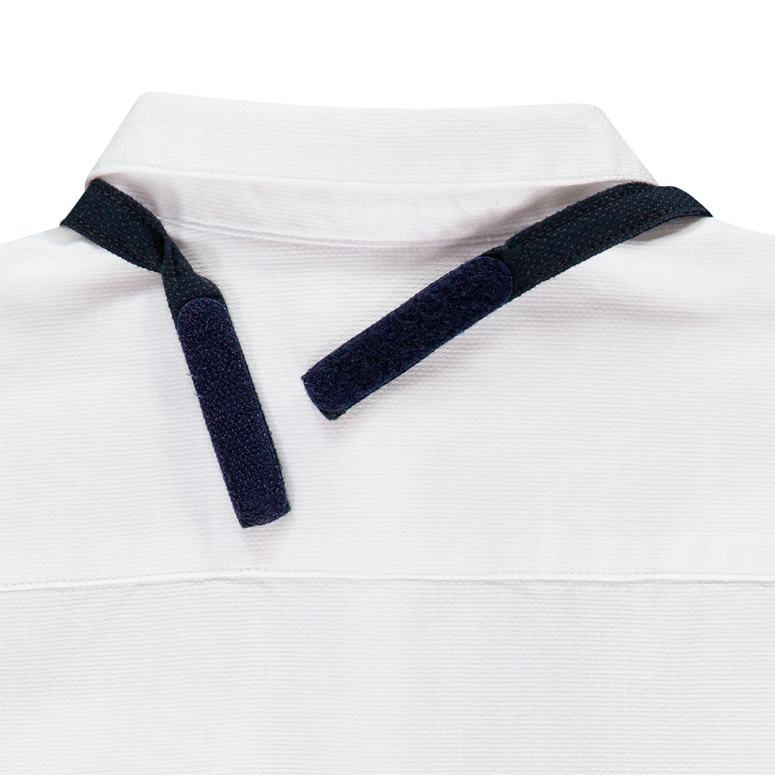 Wit katoenen kinderhemd voor jongens met afneembare das 