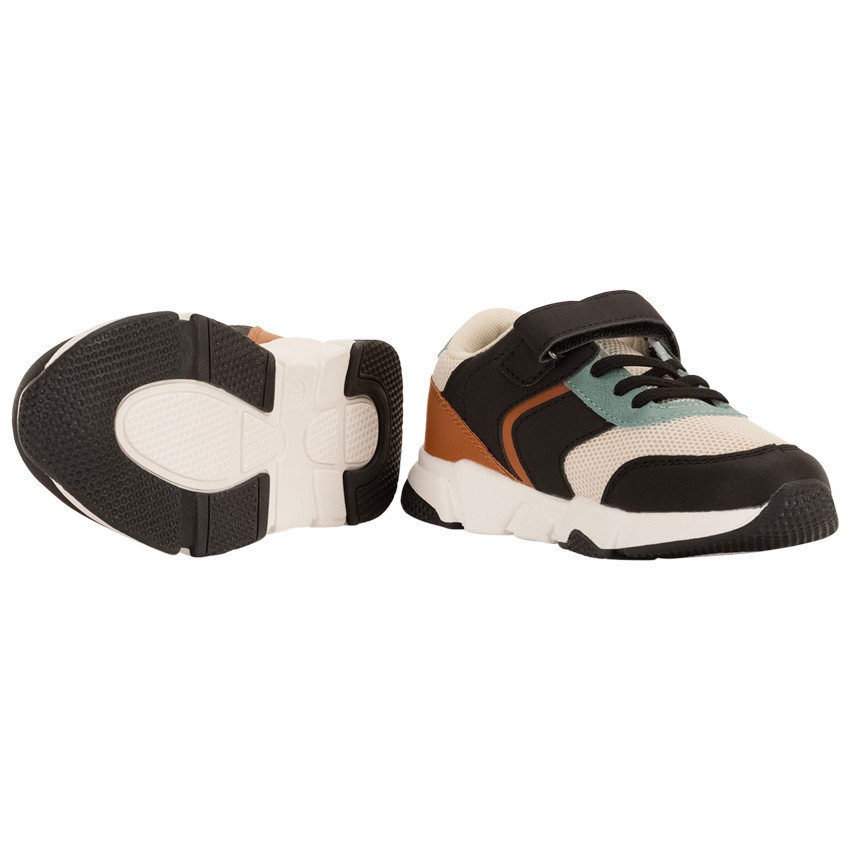 Lage sneakers met mesh inzetstukken voor jongens 