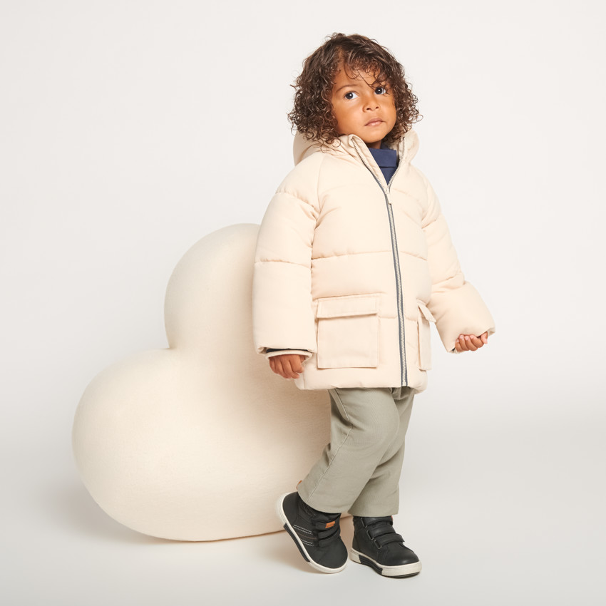 Donsjas lange mouwen in sherpa met kap voor baby jongen 