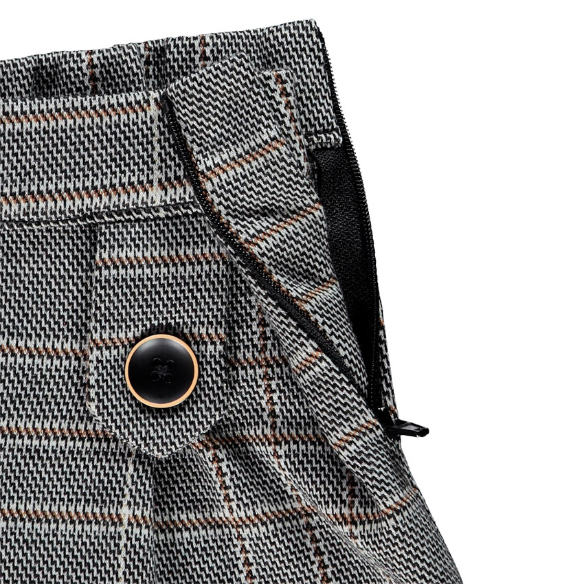 Short à carreaux pour fille 