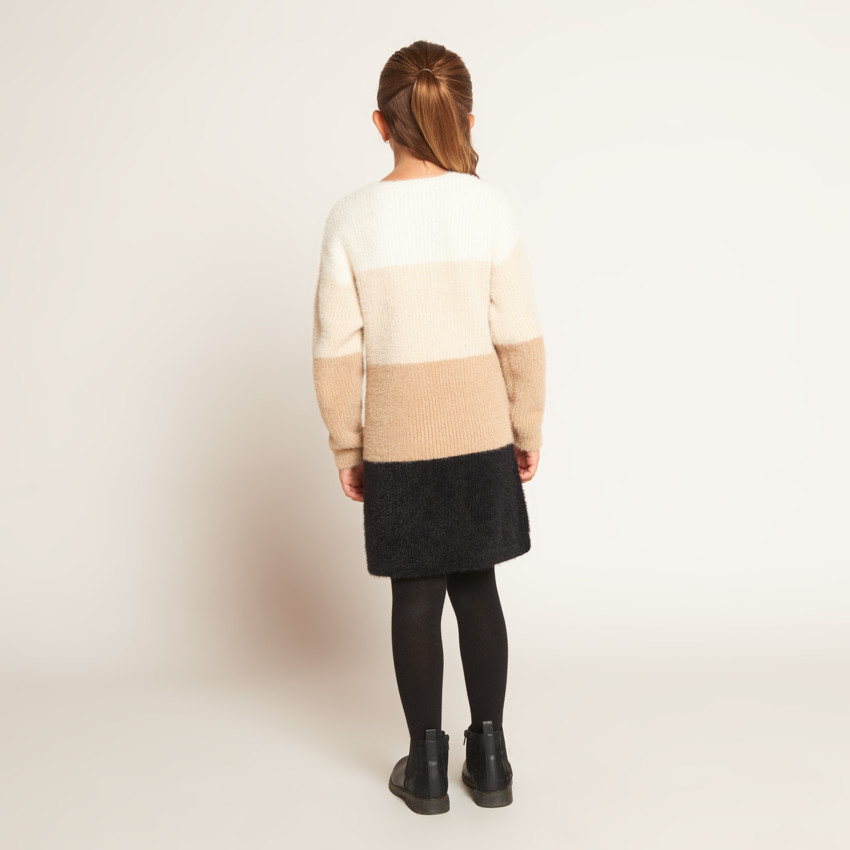 Gebreide jurk met fluffy colour block effect voor meisjes, met lange mouwen, ronde hals en gouden paillettenhart op de voorkant 