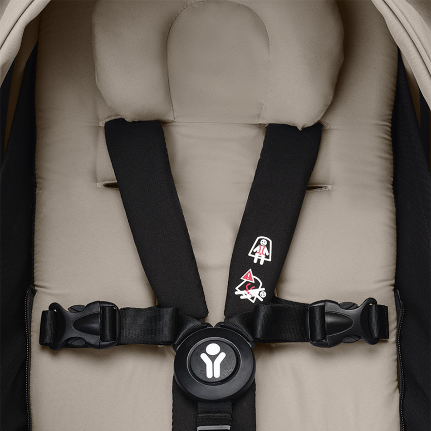 Poussette Stokke® YOYO³ de la naissance à 3 ans - cadre noir/taupe 