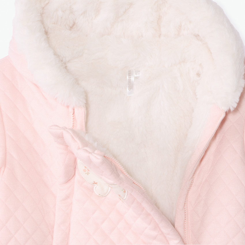 Pilotenpak in doorgestikt jersey, effen roos, voor babymeisje met verschillende afwerkingen per leeftijdsperiode 