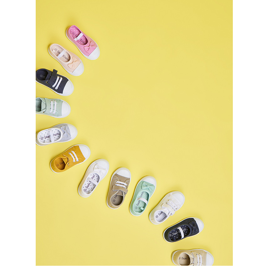 Lage sneakers van stof met elastische veters en klittenband voor jongens 