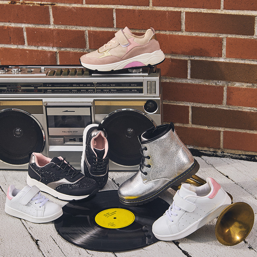 Lage zwarte sneakers in lurex met pailletten en veters voor meisjes 