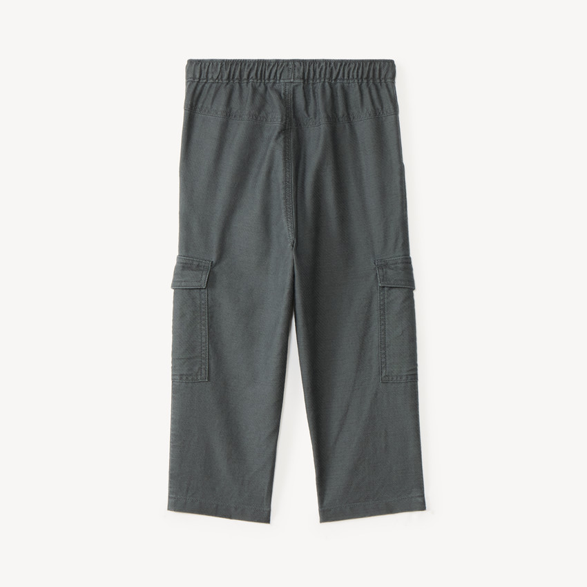 Rechthoekige broek met cargopockets jongens. 