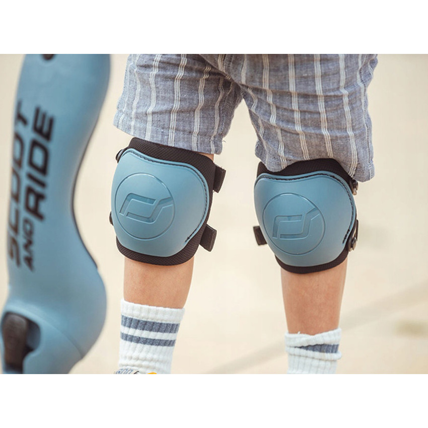 Ensemble protection genoux et coudes S Scoot and Ride Steel 