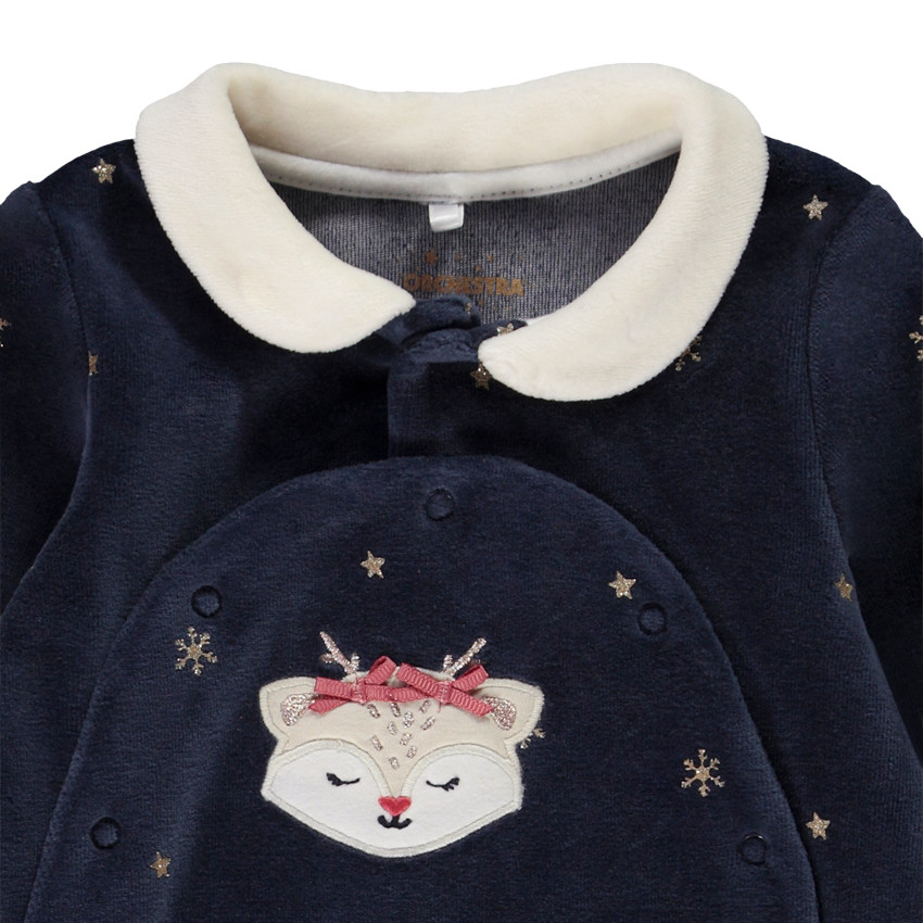 Dors-bien en velours imprimé flocons pour bébé fille avec ouvertures différentes selon l'âge 