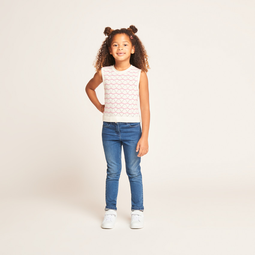 Set van mouwloze top + gebreide vest met opengewerkt patroon voor meisjes 