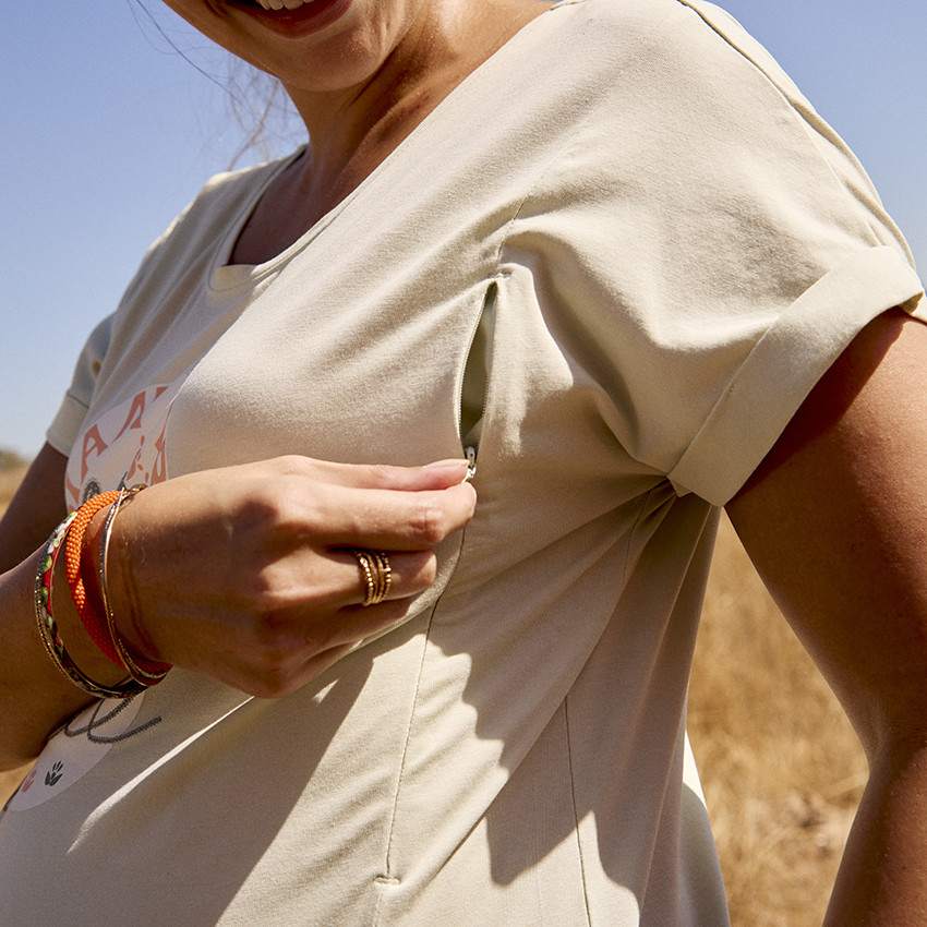 T-shirt de grossesse manches courtes printé à zips pour l'allaitement 