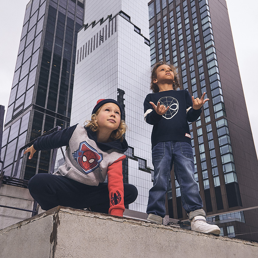 Pull en tricot Spider-Man Marvel pour garçon 