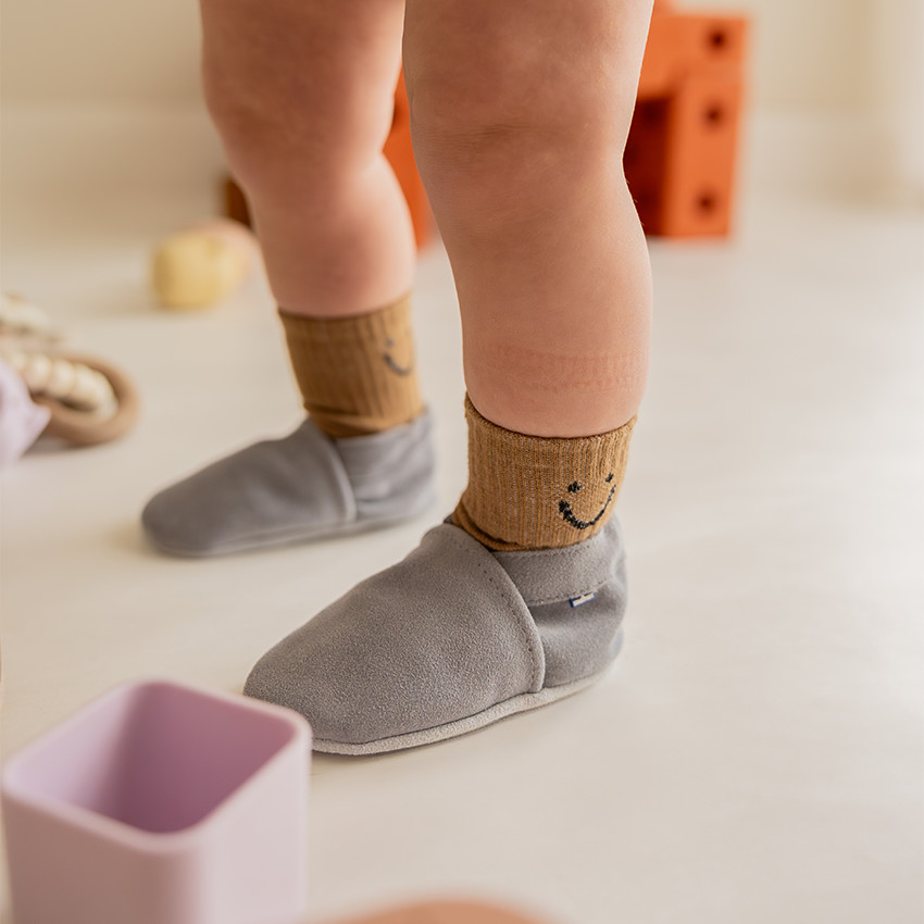 Chaussons souples 12-18M en suède Babysoft sky 