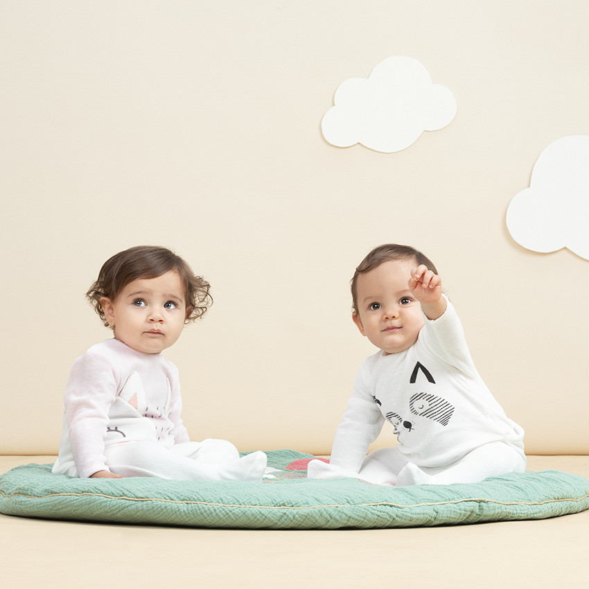 Dors-bien en velours blanc motif animal 