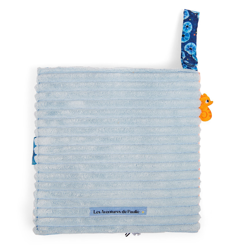 Livre tissu d’activité Les aventures de Paulie 