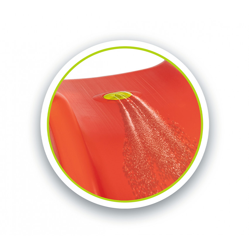 Maison pilotis d'extérieur avec toboggan 